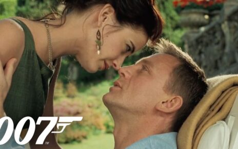 CASINO ROYALE | Bond Falls In Love With Vesper