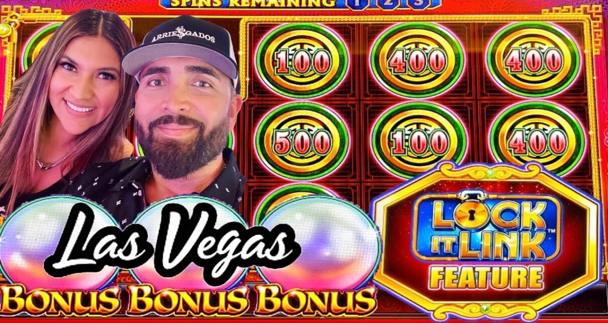 ?PRIMER DIA EN LAS VEGAS Y GANAMOS UN BONOS EN NUESTRO ULTIMO GIRO EN EL CASINO DE CAESARS PALACE