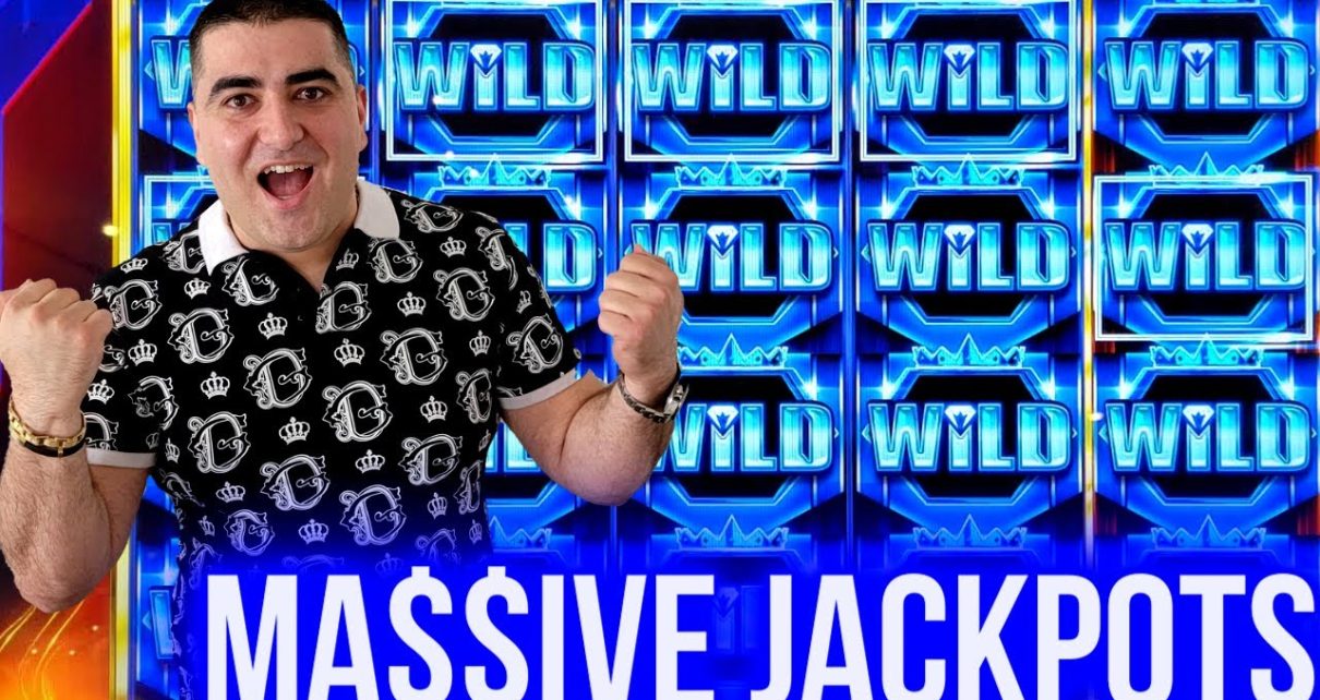 Massive JACKPOTS On Slot Machines During FACEBOOK Live Stream ! Las Vegas Casinos JACKPOTS Massive JACKPOTS On Slot Machines During FACEBOOK Live Stream ! Las Vegas Casinos JACKPOTS