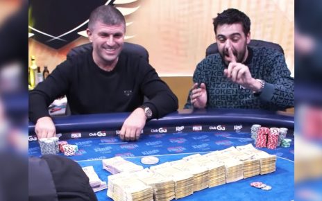 OMG le patron du casino dépose 1 1000000 d'euros € en CASH sur notre table de poker