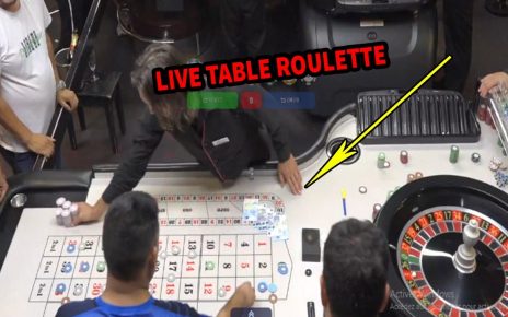 TABLE ROULETTE ON CASINO – a lot of players at the table | exclusive