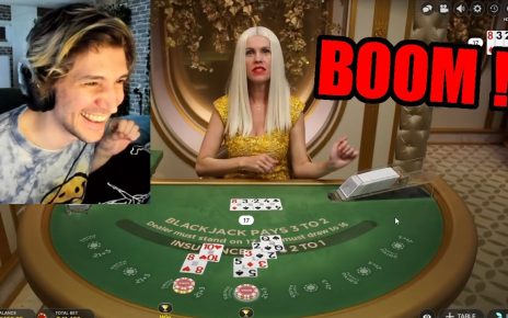 xQc Getting JUICED on BlackJack !!! BOOM !!