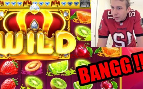 He Opens 24 Slot Bonuses Worth 0,000 !!