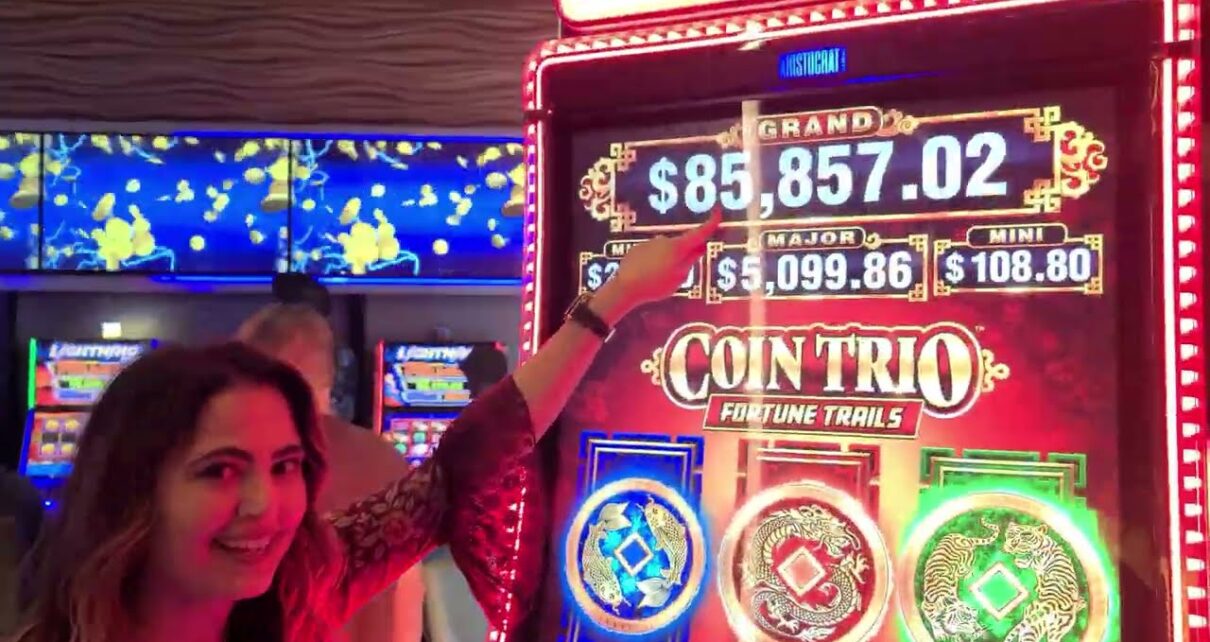 OMG!! We WON The SUPER RARE BONUS on Coin Trio for INSANE JACKPOTS!