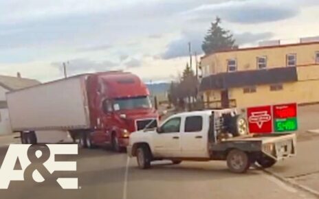 Semi-Truck Goes on RAMPAGE, Destroys Cars exterior Casino | route Wars | A&E