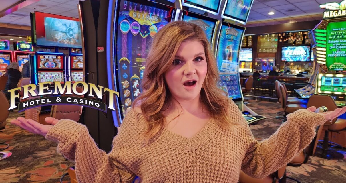 I pose 0 in Slot at Fremont Hotel & Casino in Las Vegas.. Here’s What Happened! ?