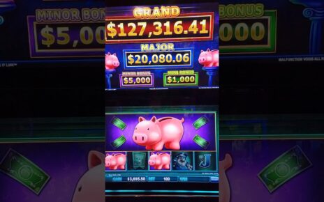 ? OMG  MASSIVE JACKPOT In Las Vegas Casino #shorts