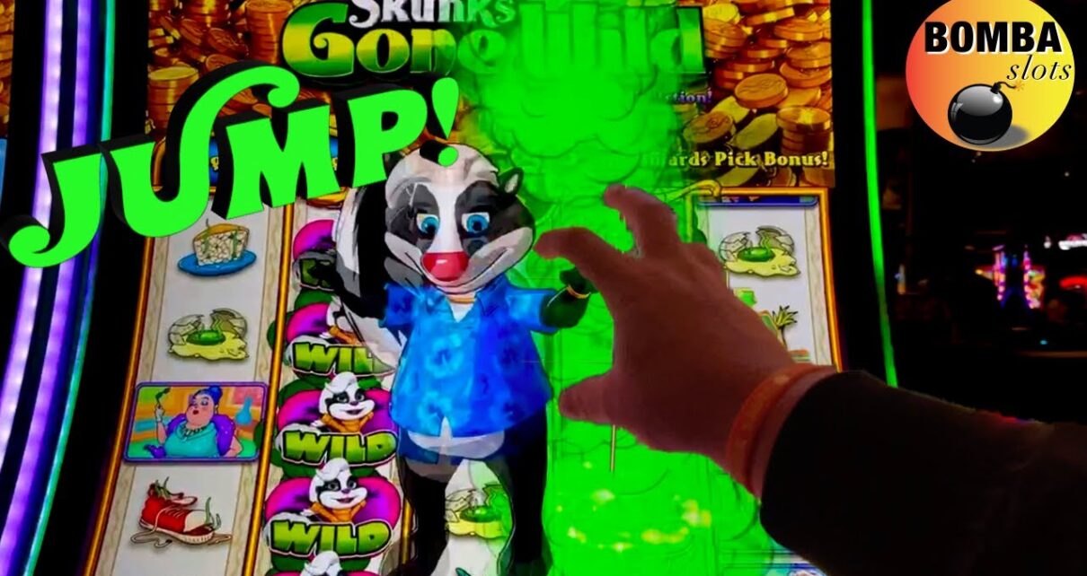 SKUNK WENT WILD! ?