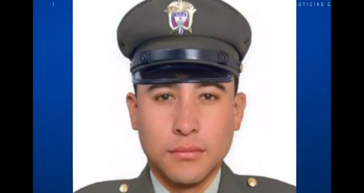 Así recuerdan a Víctor Torres, policía asesinado al frustrar atraco a casino en Bogotá