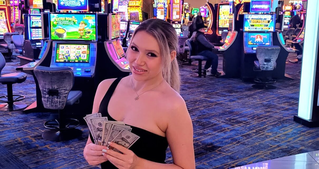 Is the STRAT the Best Casino for Playing Slots in Las Vegas?