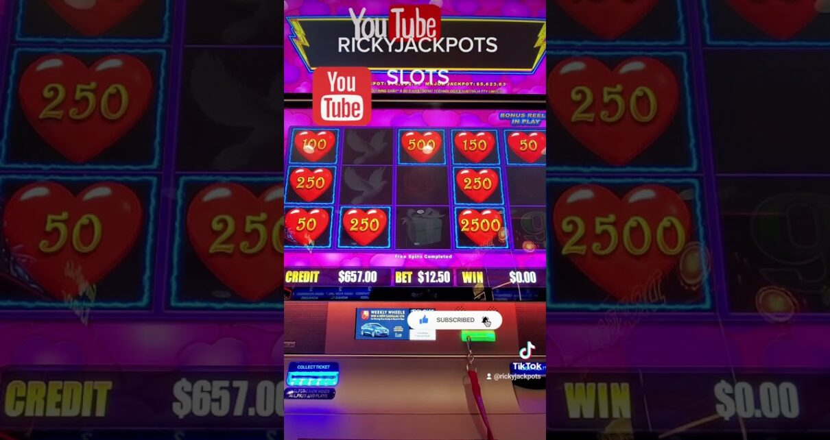 Awesome win on Lightning link #casino #slots #casinowin #shortvideo #shorts #short