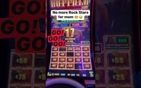 Mom got her handpay ? #slots #slotqueen #casino #gambling #handpay