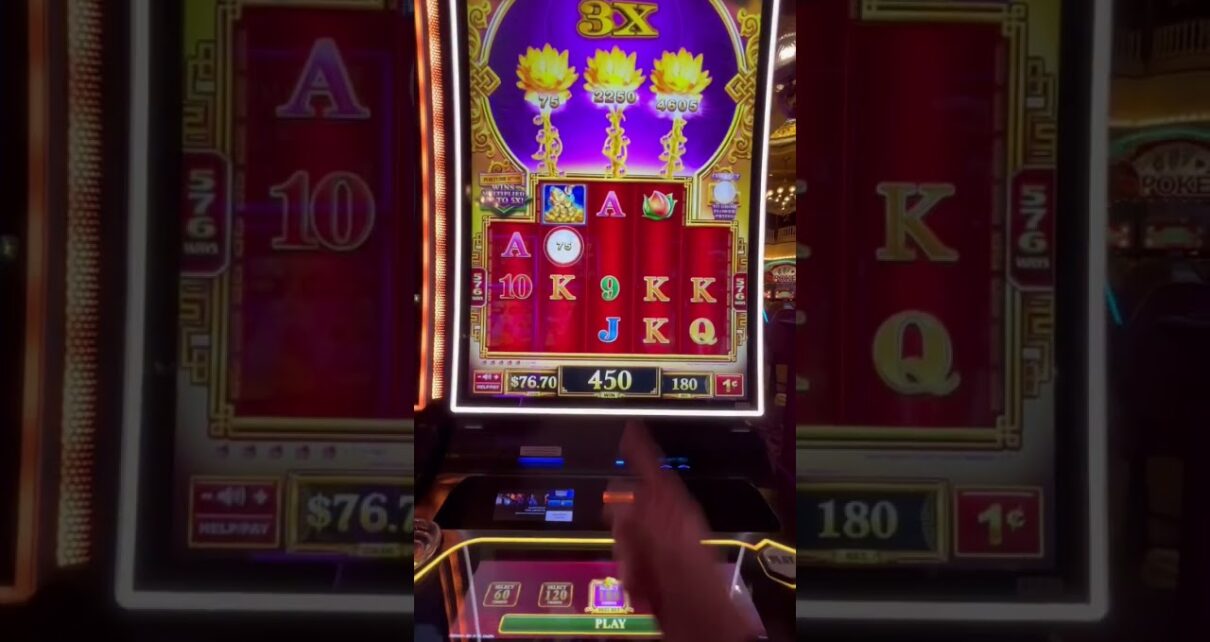 ?? #slots #casino #money #gambling #viral #lasvegas #tipsandtricks #lol #gamble #wow #fyp