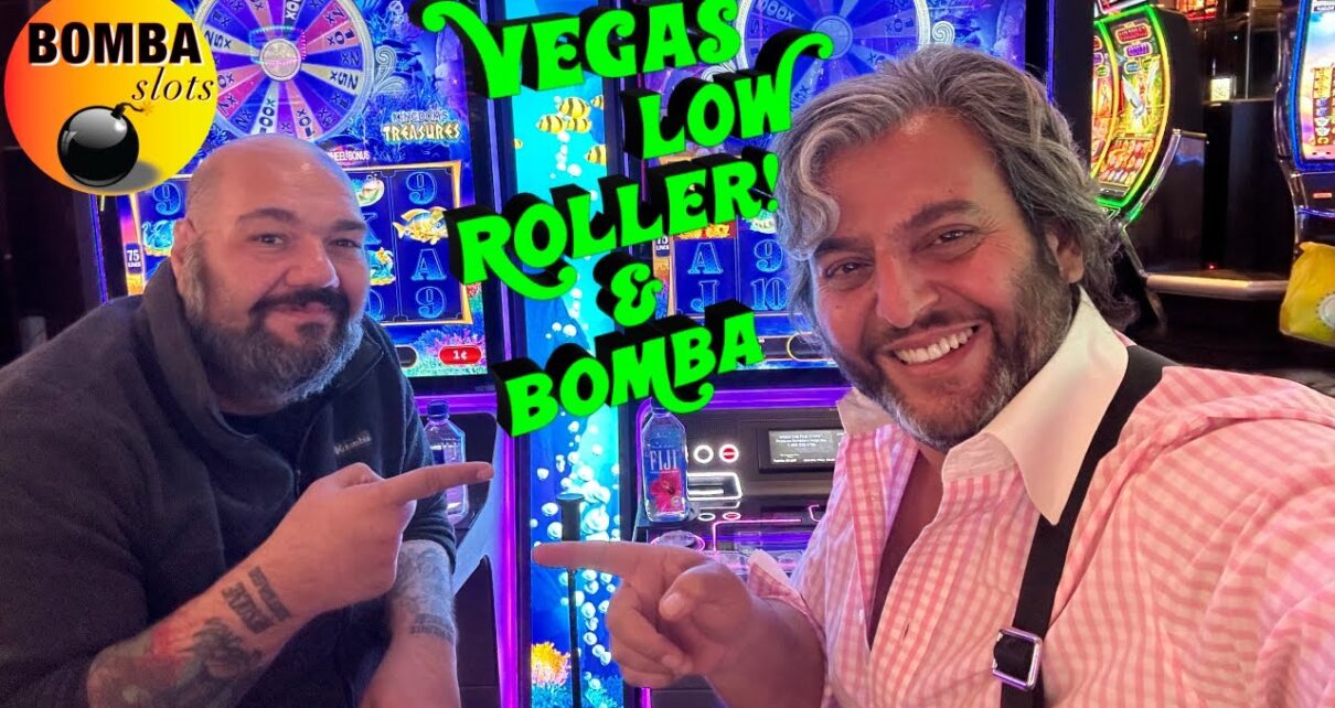 ??CELEBRATIONS With @VegasLowRoller in #LasVegas #Casino #SlotMachine (in my life ?)