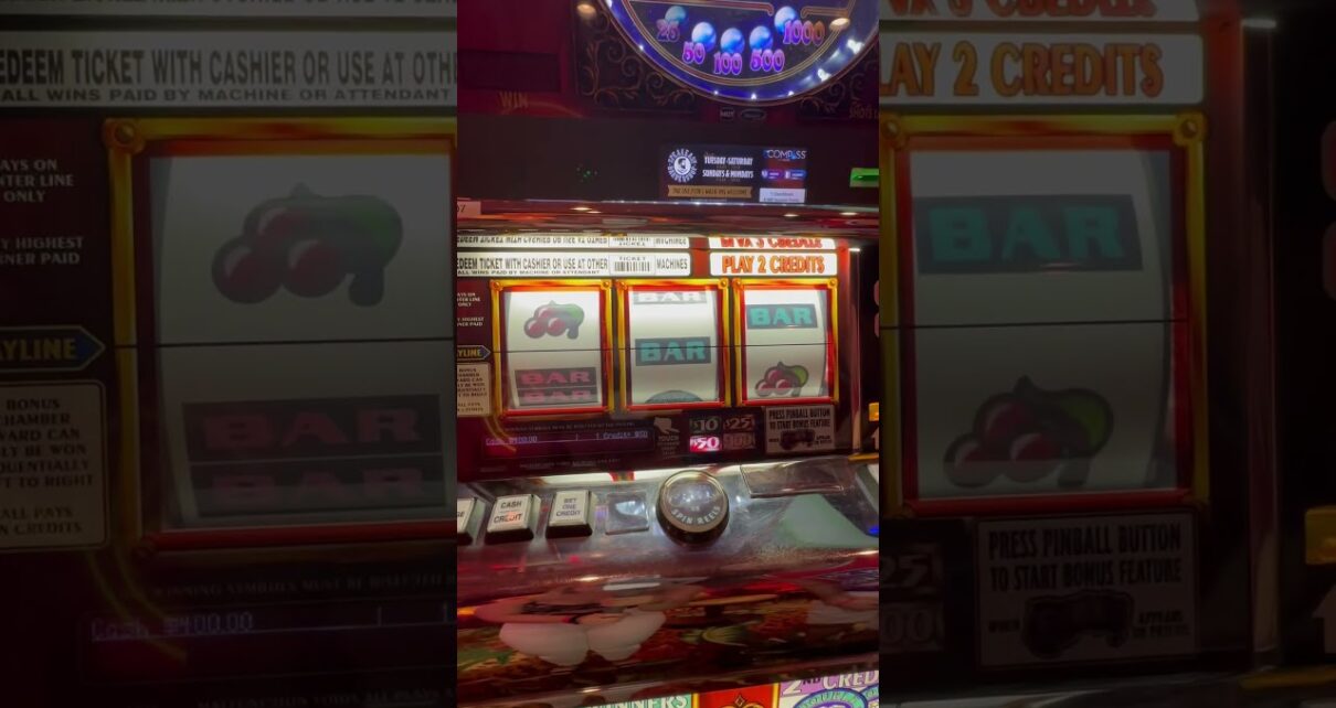 How to win a JACKPOT on a Slot Machine! 🎰💰 #lasvegas #casino #vegas