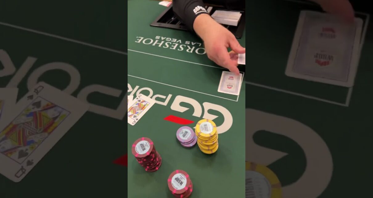 QUEENS vs KINGS at WSOP!