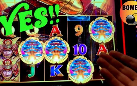 RAKIN’ BACON XTREME JACKPOTS! #lasvegas #casino #slotmachine