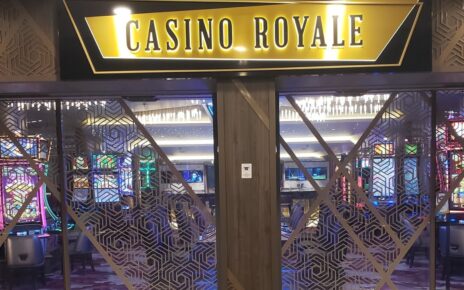 Royal Caribbean’s Wonder of the Seas Casino Royale + Golden Room Tour