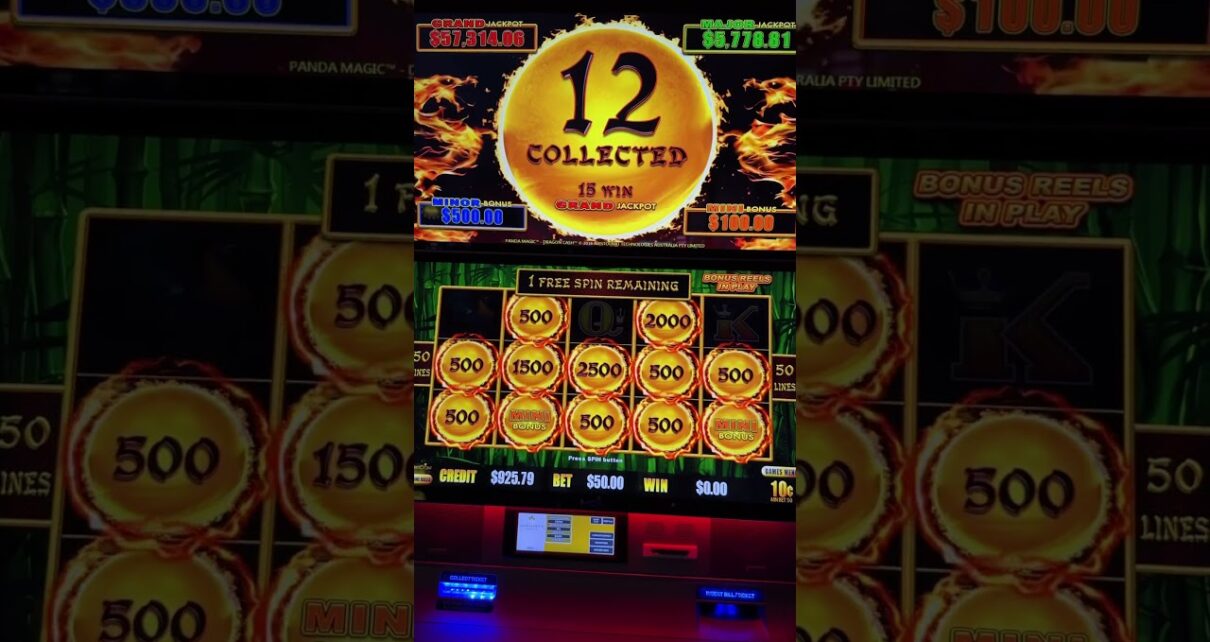 2 minis is better than 1!                            #casino #slots #vegas #bonus