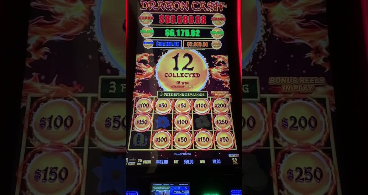 Can’t complain on this Sunday ? #slots #casino #lasvegas #bonus