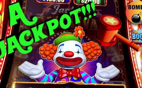 EVER CONQUERED A CLOWN?!!! ? #LasVegas #Casino #SlotMachine