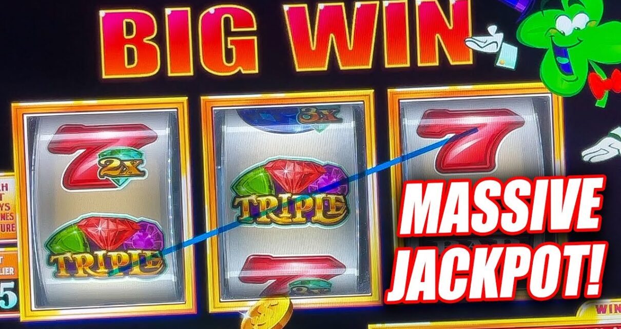 SUPER MASSIVE JACKPOT WIN ON EXTRA EXTRAS LUCKY ★ HIGH LIMIT ROOM CASINO SLOT MACHINE