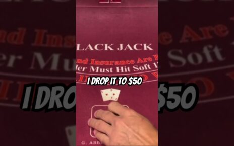 #omg LOOK what happened when I dropped my #blackjack bet #gambling in the #casino