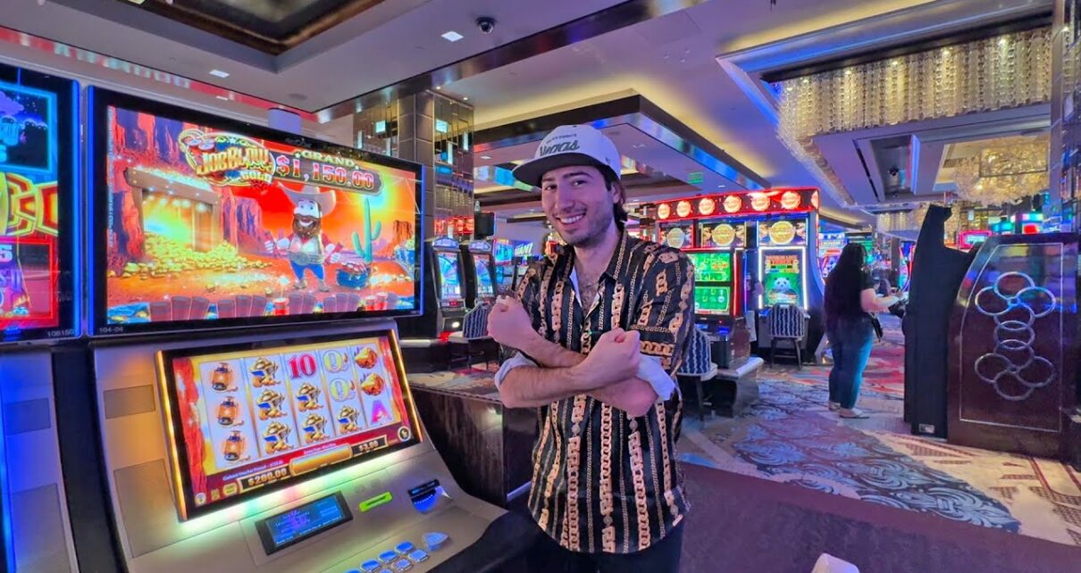 My DYNAMITE Slot Machine Win At The Cosmopolitan Casino!