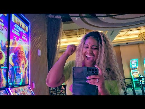 This HUGE WIN Had Her Jumping For Joy In The Casino!! ??