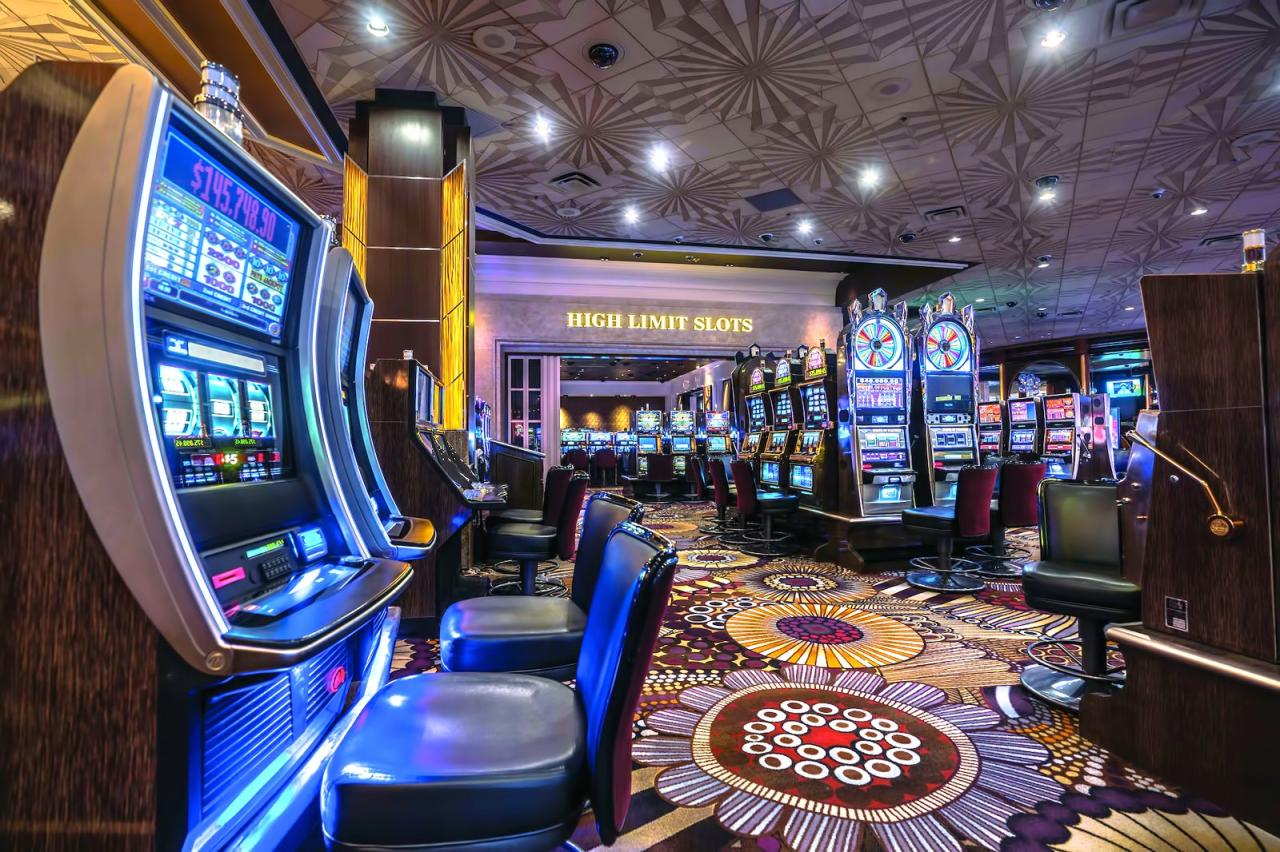Upptäck Riches of Golden Reef Casino