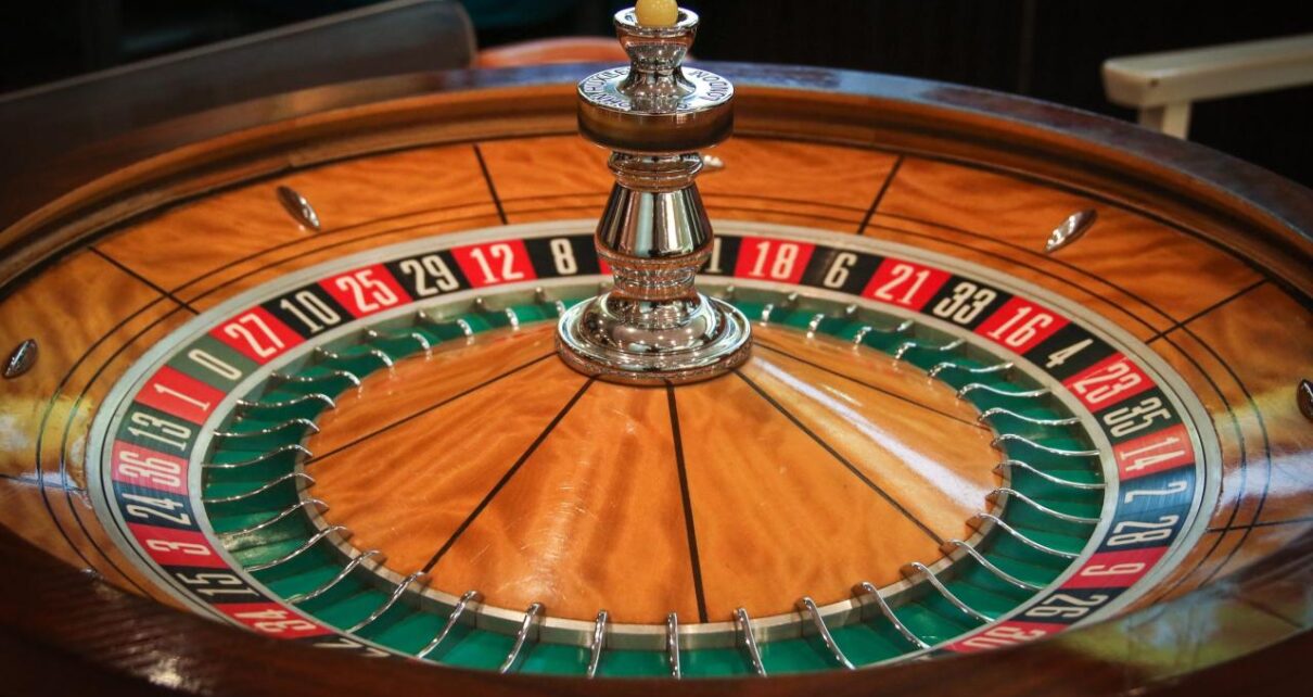 The Ultimate Guide to Luxury Casino: Where Opulence Meets Gambling