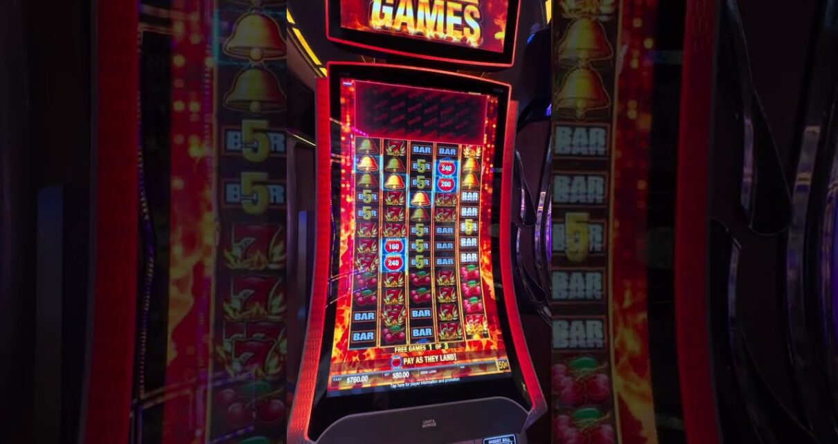 /Bet Jackpot on QUICK HIT