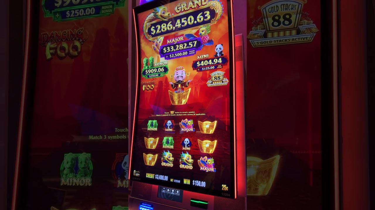 Can We Finally Land The Grand!! #casino #slots #gamingshorts