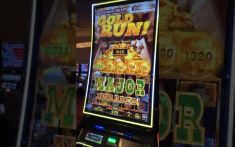 OMG! My Biggest Jackpot On Gold Run #slots #casino #gamingshorts