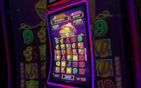 She Touched The Wrong i!!!! #casino #slots #gaming