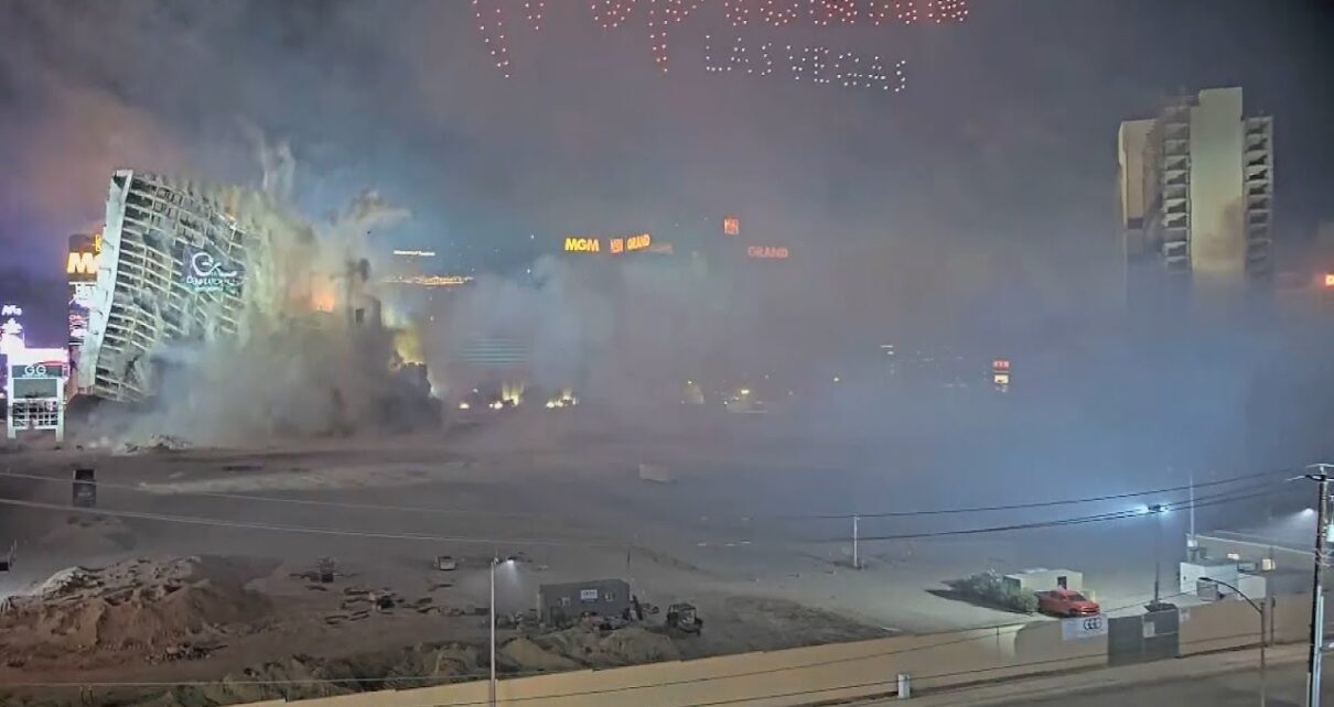 Watch Implosion of Las Vegas Casino