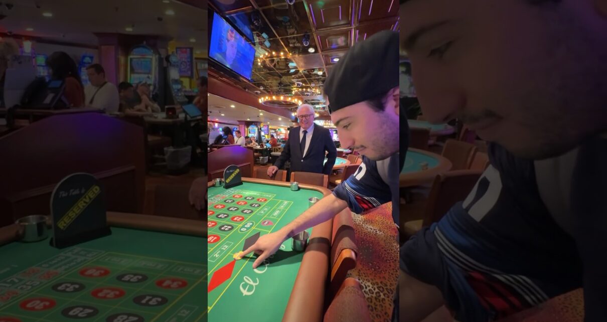 CASINO OWNER WATCHES ME BET 00 ON ROULETTE! 😅👀 CASINO OWNER WATCHES ME BET 00 ON ROULETTE! 😅👀