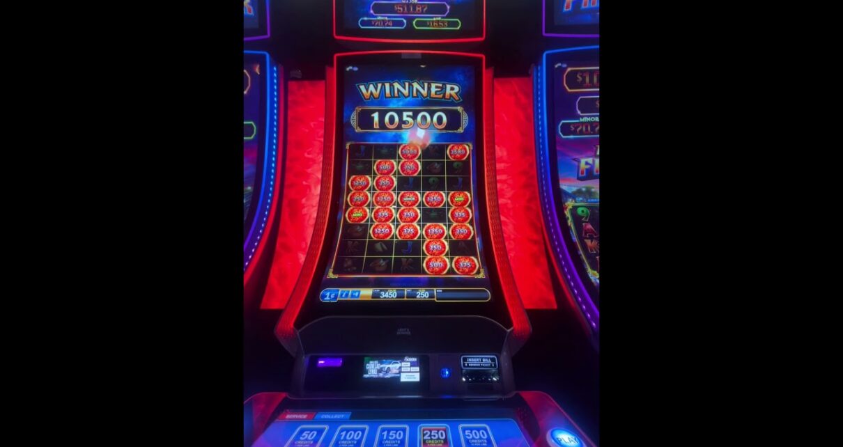 Huge pays back to back on the hottest game in the Casino.