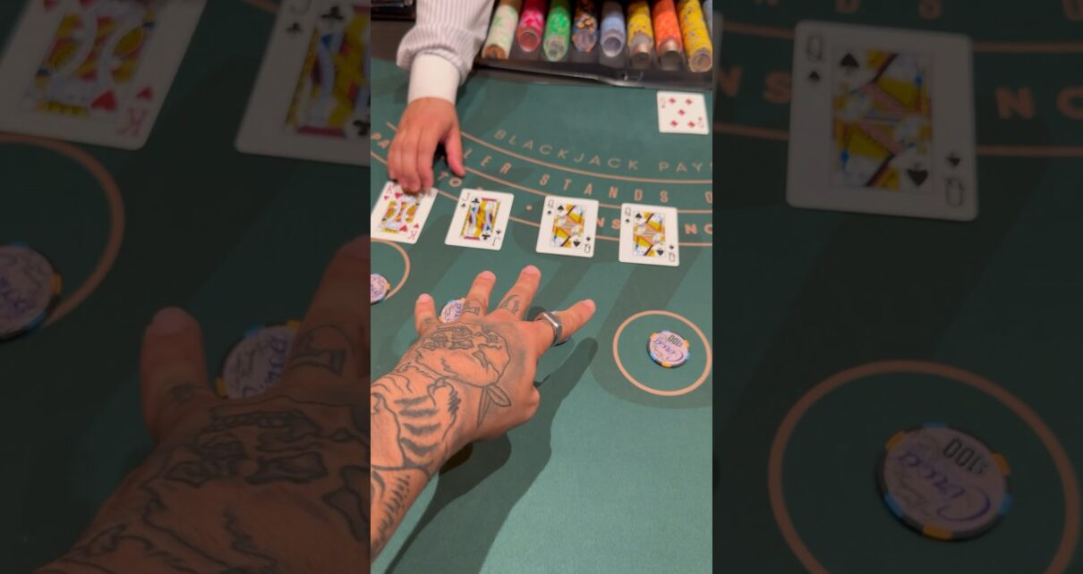 I just split 4 tens at the blackjack table.. I just split 4 tens at the blackjack table..