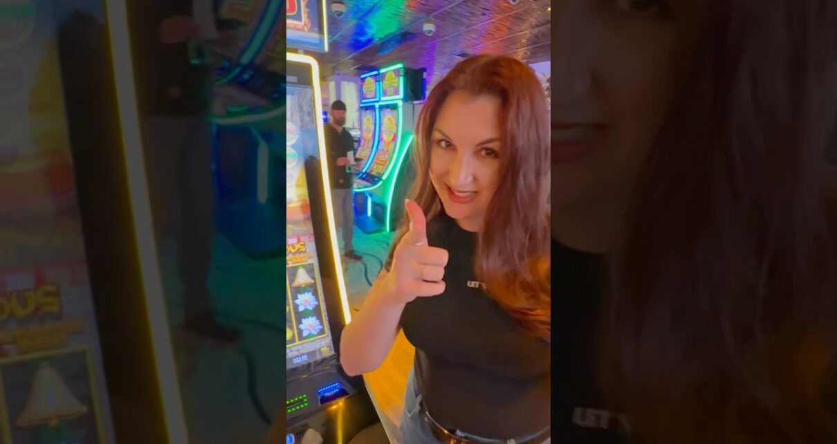 Letting fate decide what slot we play at the Casino!