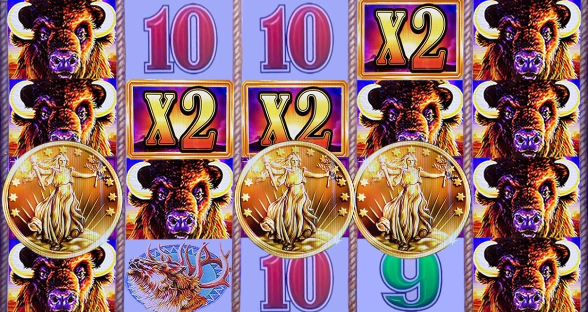 THE HOTTEST BUFFALO MACHINE IN THE CASINO ➤ 12 MAX BET BONUSES