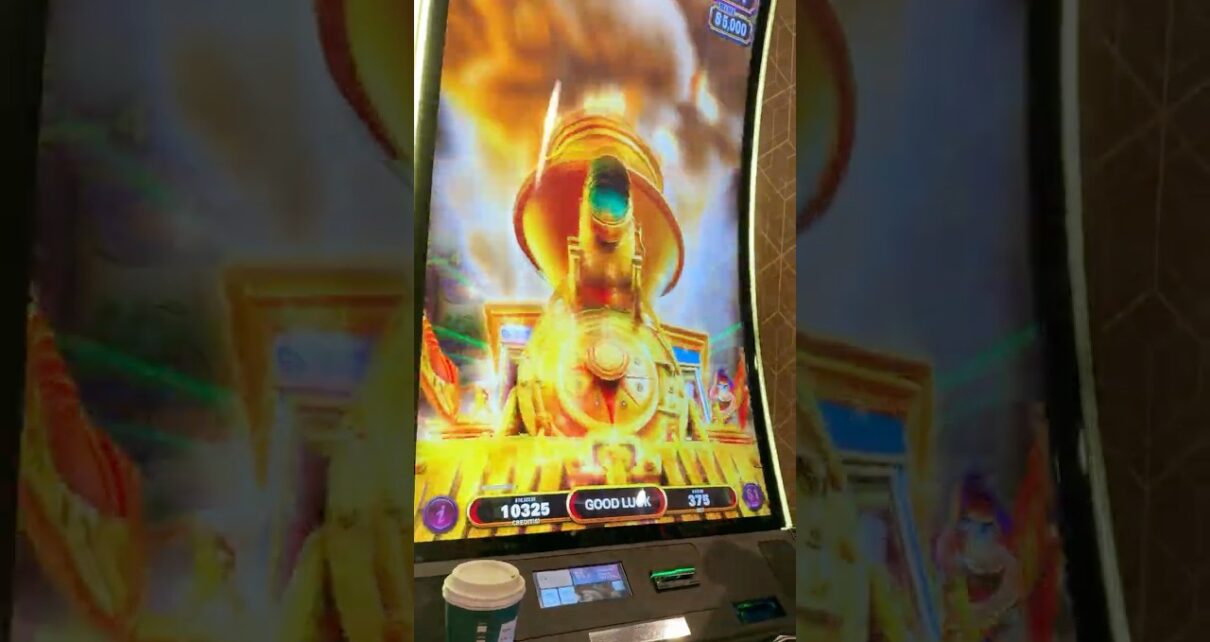 Big Win in OMG Random Haywire Bonus Goes Nuts. Big Win in OMG Random Haywire Bonus Goes Nuts.